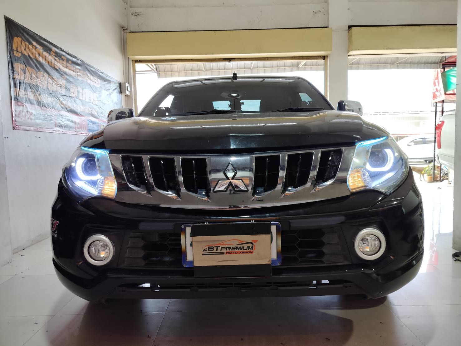 ซ่อมไฟหน้ารถยนต์