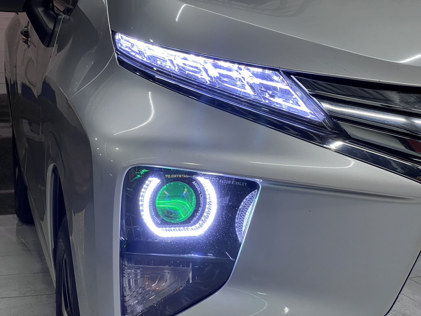 บริการเปลี่ยนไฟหน้ารถ