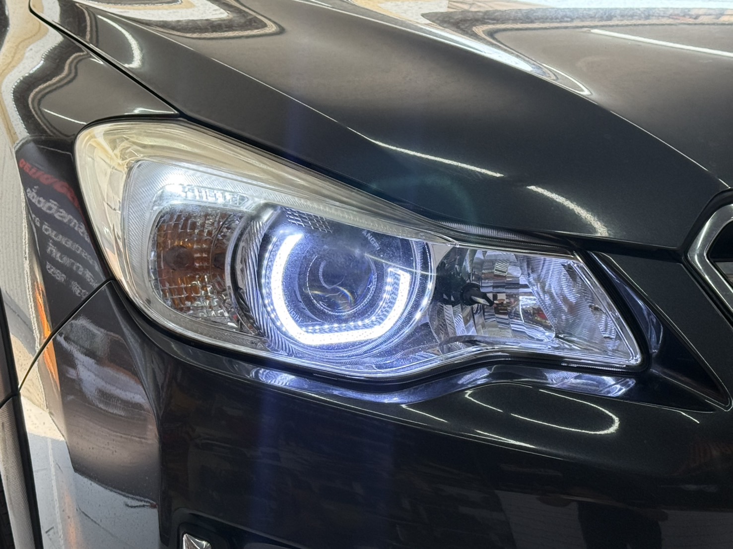 วิธีการ เปลี่ยนหลอดไฟหน้ารถยนต์ของคุณ