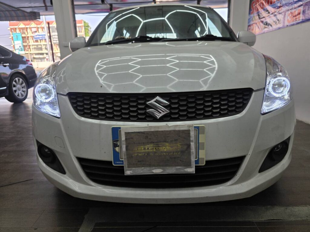 ไฟโปรเจคเตอร์รถยนต์ LED