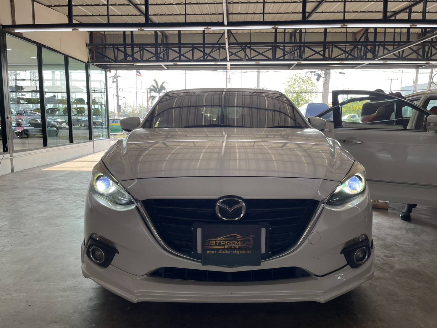 ร้านแต่งไฟรถยนต์