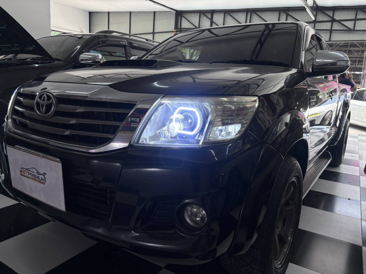 ค้นหาไฟโปรเจคเตอร์