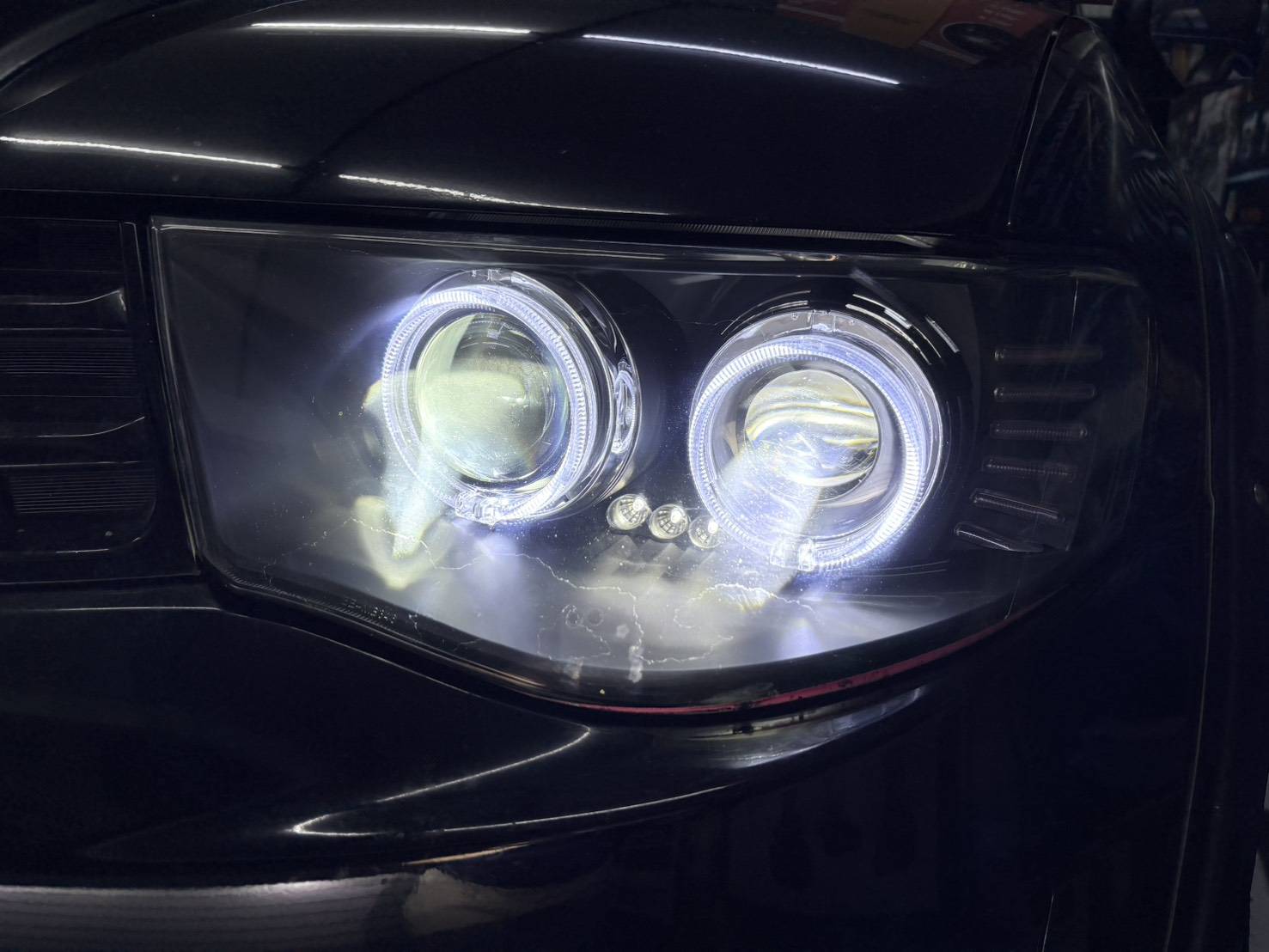 ร้านซ่อมไฟรถยนต์