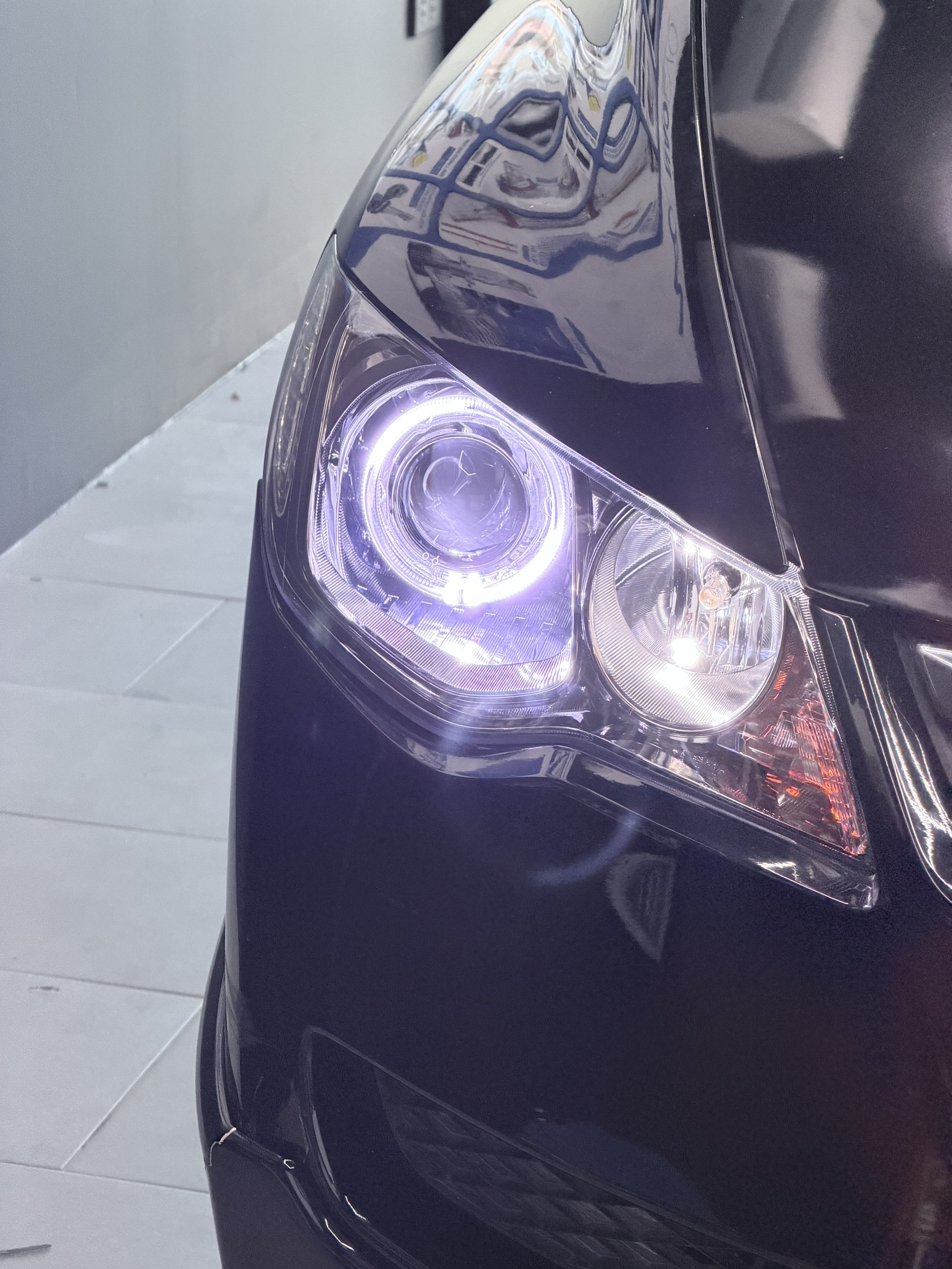 หลอดไฟซีนอน (Xenon HID) คุณภาพสูง