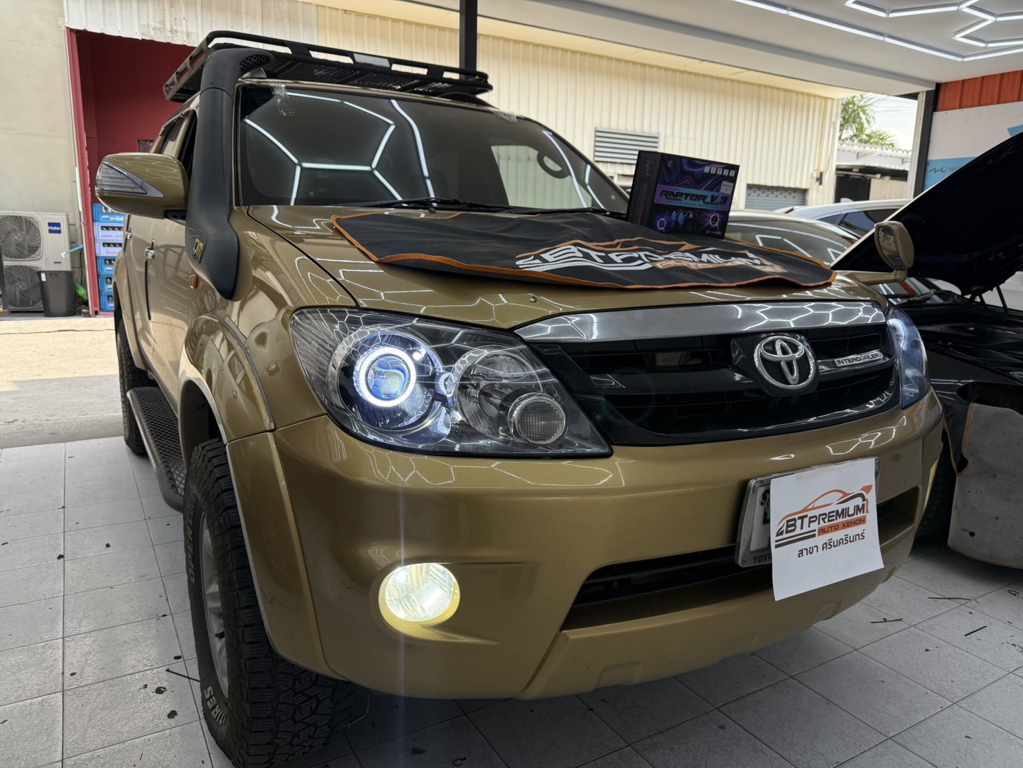 ไฟหน้าโคมโปรเจกเตอร์ LED